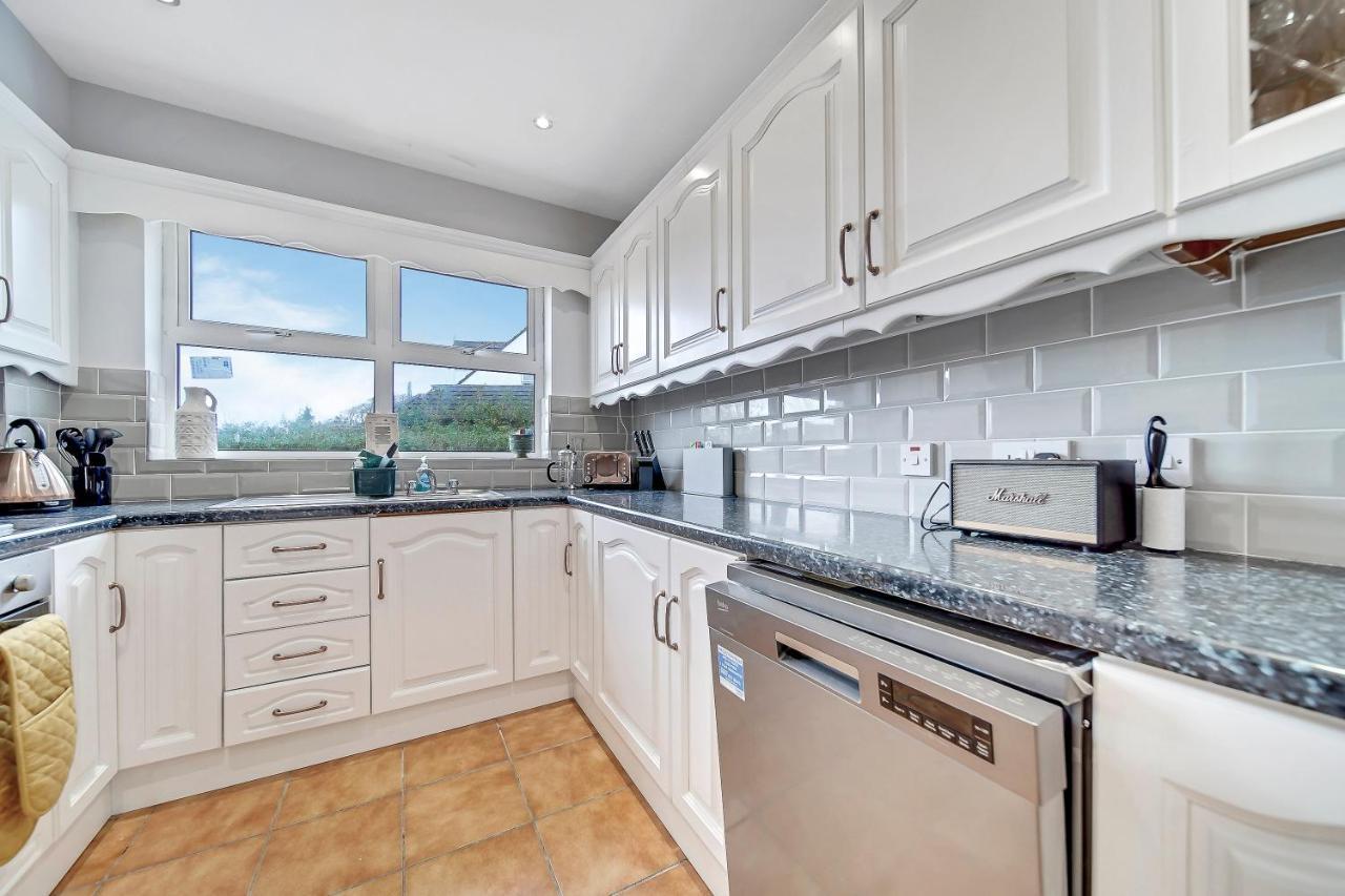 Luxury Accommodation With Games Room - Sleeps 10 Rathmullan Exterior photo