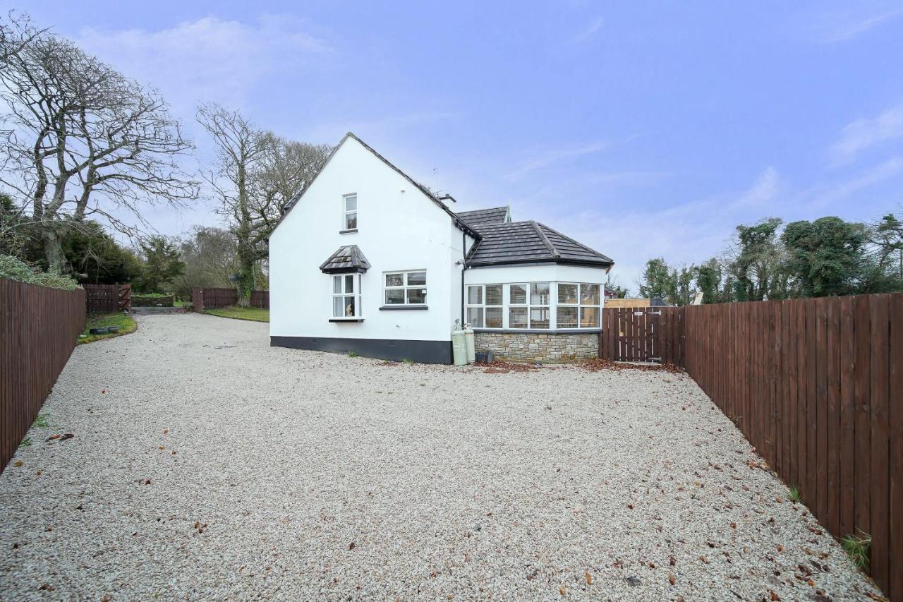 Luxury Accommodation With Games Room - Sleeps 10 Rathmullan Exterior photo